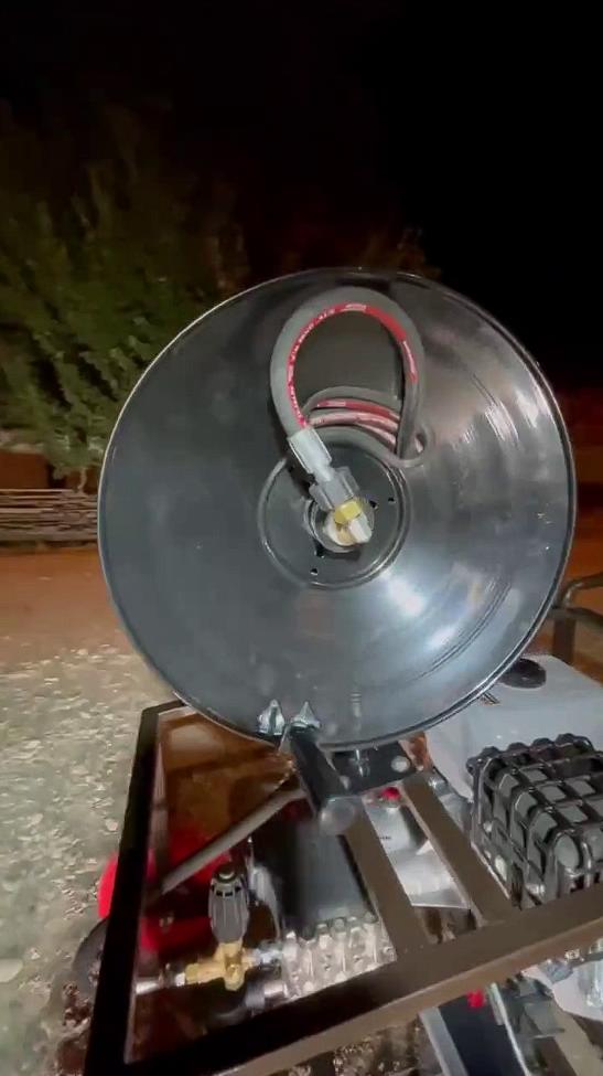 Бензиновая мойка высокого давления 250 бар (ДВС 15 л.с.) Моечное оборудование под ключ 6 Бензиновая мойка высокого давления 250 бар (ДВС 15 л.с.) 6