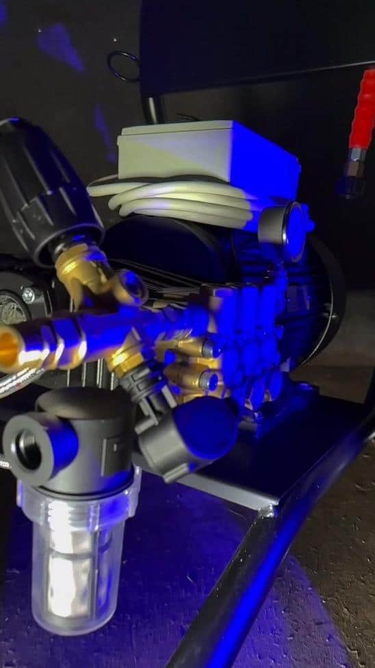 Универсальная гидродинамическая установка 200 бар (21 л/мин) для прочистки канализации Моечное оборудование под ключ 6 Универсальная гидродинамическая установка 200 бар (21 л/мин) для прочистки канализации 6